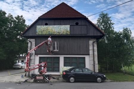 Namestitev umetnine na Čabranski Foto Boštjan Otoničar (1)